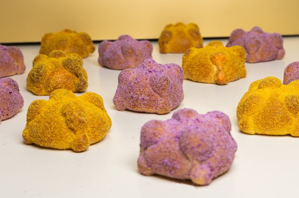 Así es el pan de muerto morado ¡Te encantará!