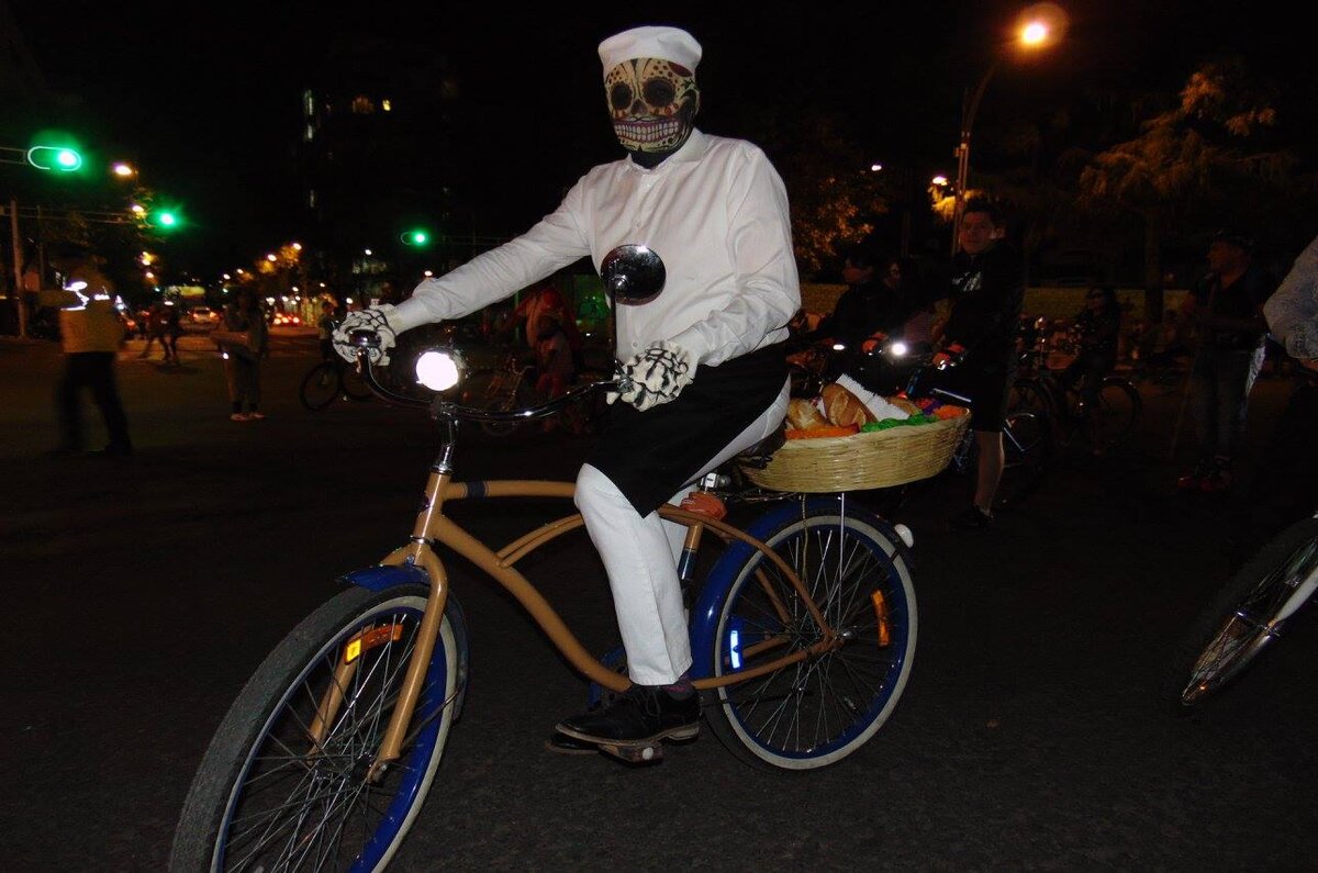 Únete a la Ruta de las Almas en CDMX ¡un paseo nocturno con narración de leyendas!