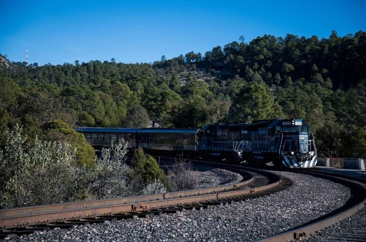 El Chepe: ¿cuánto cuesta viajar en este tren y que destinos se pueden conocer?