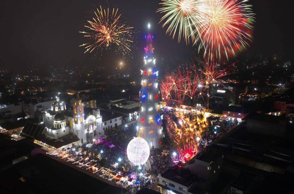 Feria del Árbol y la Esfera 2023 en Chignahuapan