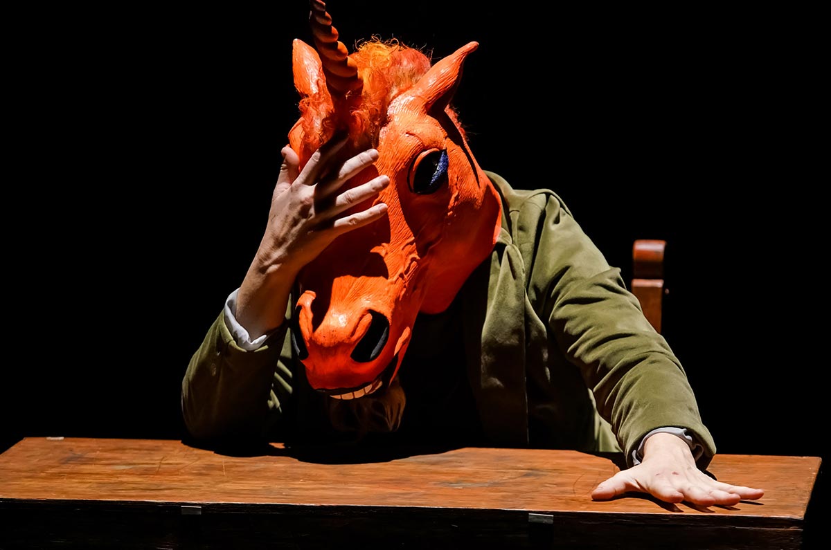 leonora-una-obra-de-teatro-sobre-leonora-carrington-se-presenta-en-la-unam
