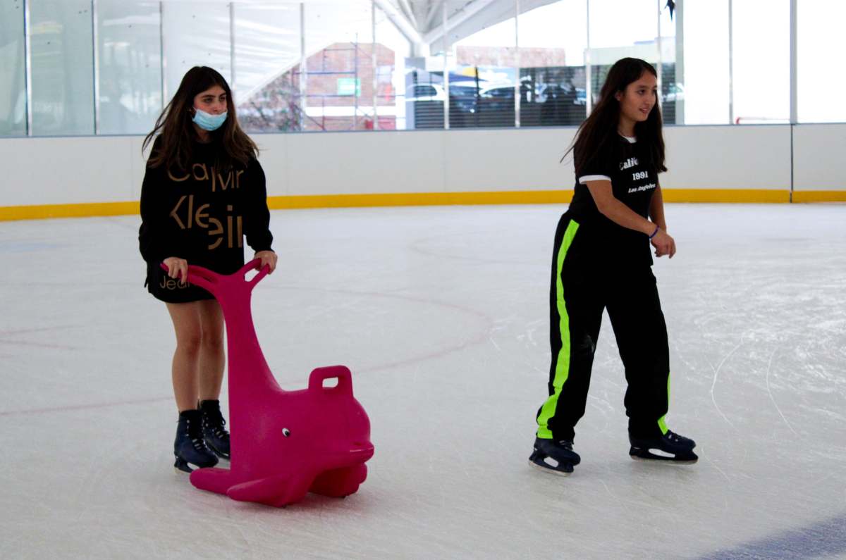 Visita la nueva pista de hielo del Bosque de Tláhuac ¡Es GRATIS!