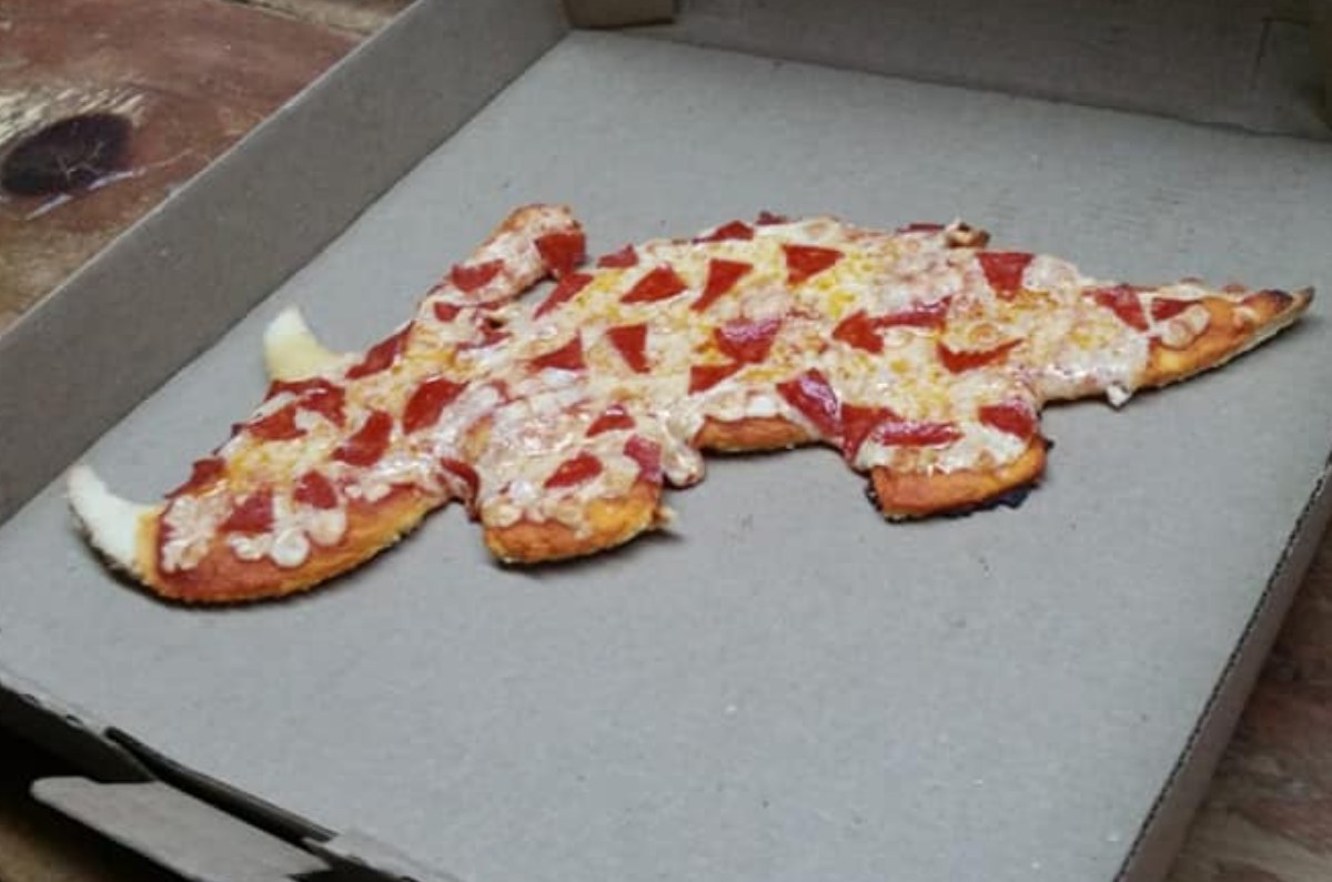 rawrrr-en-este-lugar-puedes-encontrar-dinopizza-en-cdmx-1