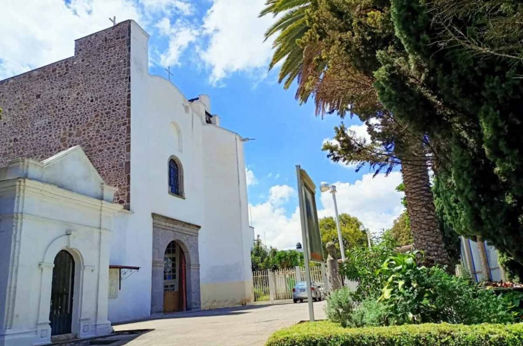 Santa Ana Chiautempan-pueblo de Tlaxcala hacen zarapes y cobijas