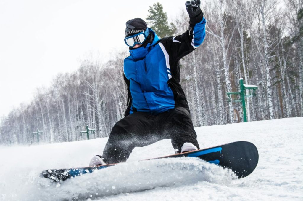 ¿Primera vez haciendo snowboard en Puebla? Conoce el equipamiento