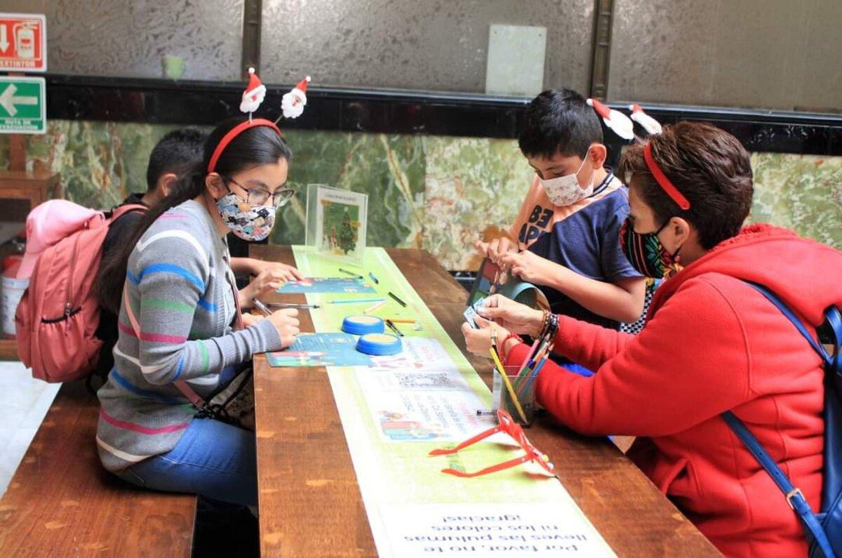 Manda tu carta a Santa y los Reyes Magos en el Palacio Postal de CDMX