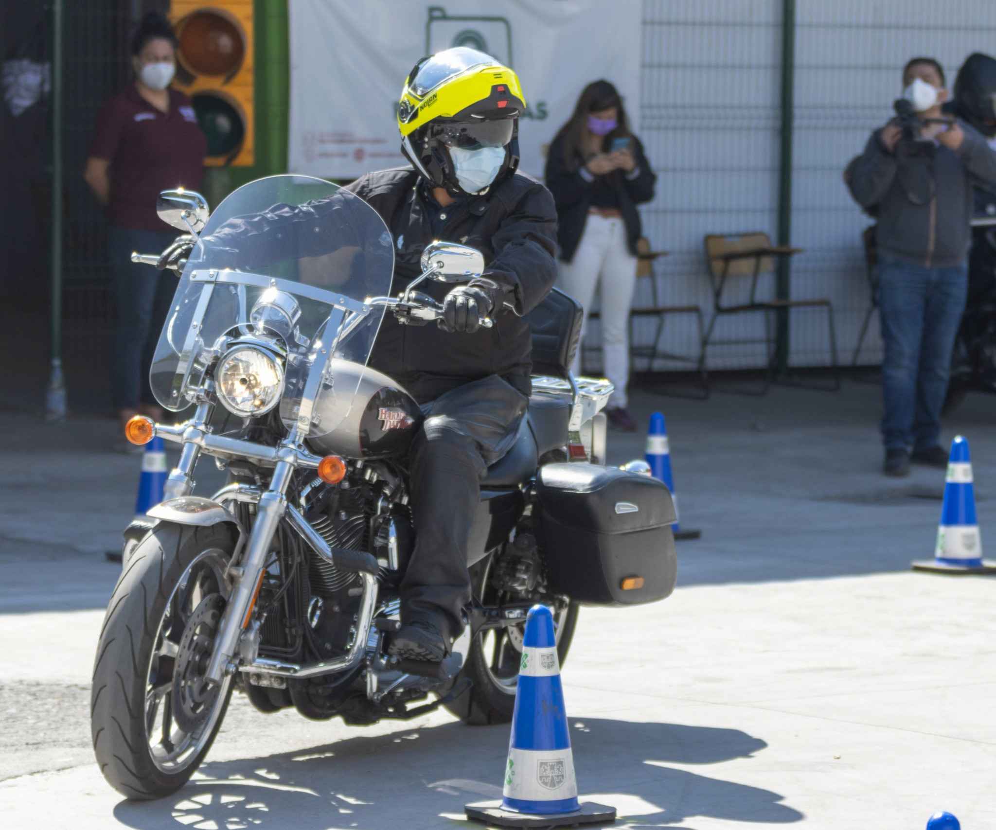Semovi regalará cascos a motociclistas de CDMX