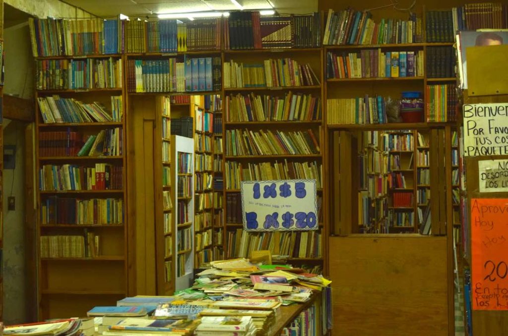 Esta es la calle donde encontrarás libros baratos en el Centro