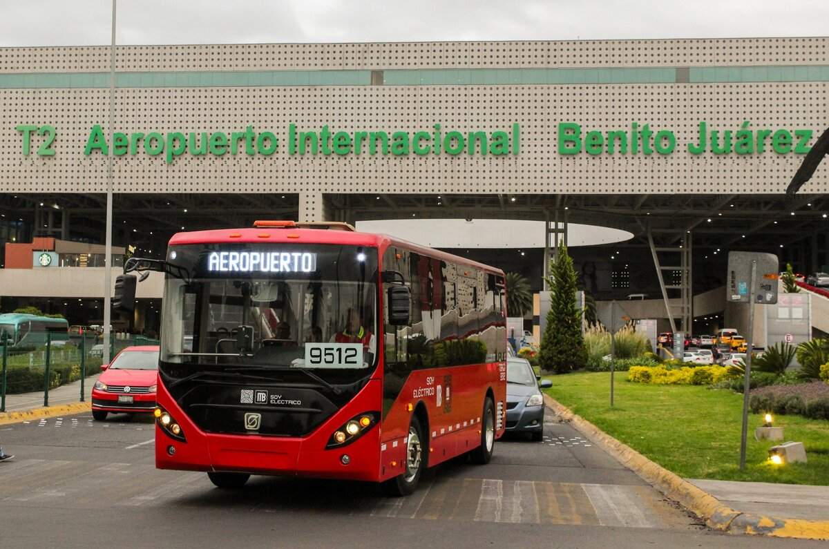 Metrobusín de 8 metros de largo