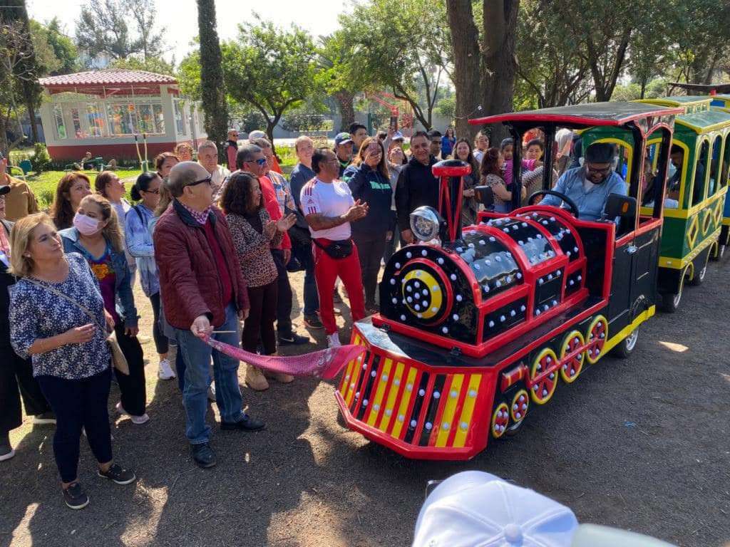 Tren. Fotos: Alcaldía Iztacalco