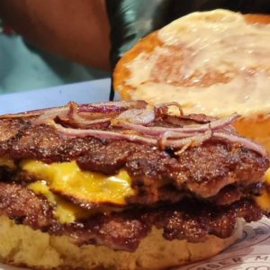 conoce-el-speakeasy-de-hamburguesas-en-cdmx-asi-es-secret-burger-6
