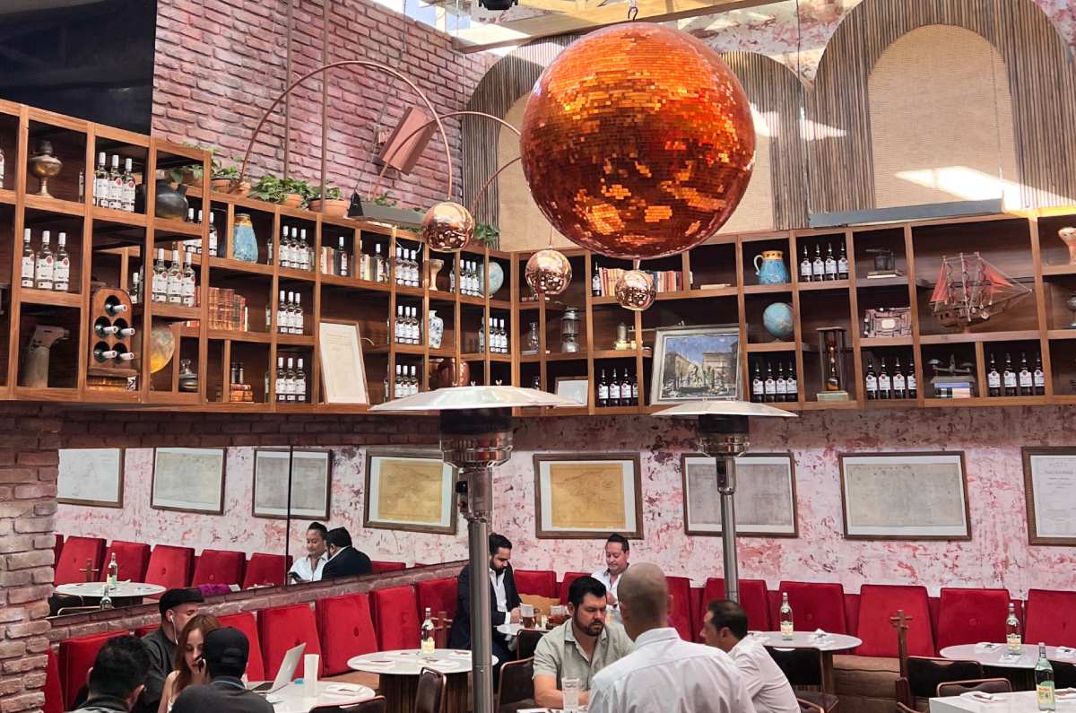 la-sotomayor-una-cantina-tradicional-mexicana-en-tiempos-modernos-9