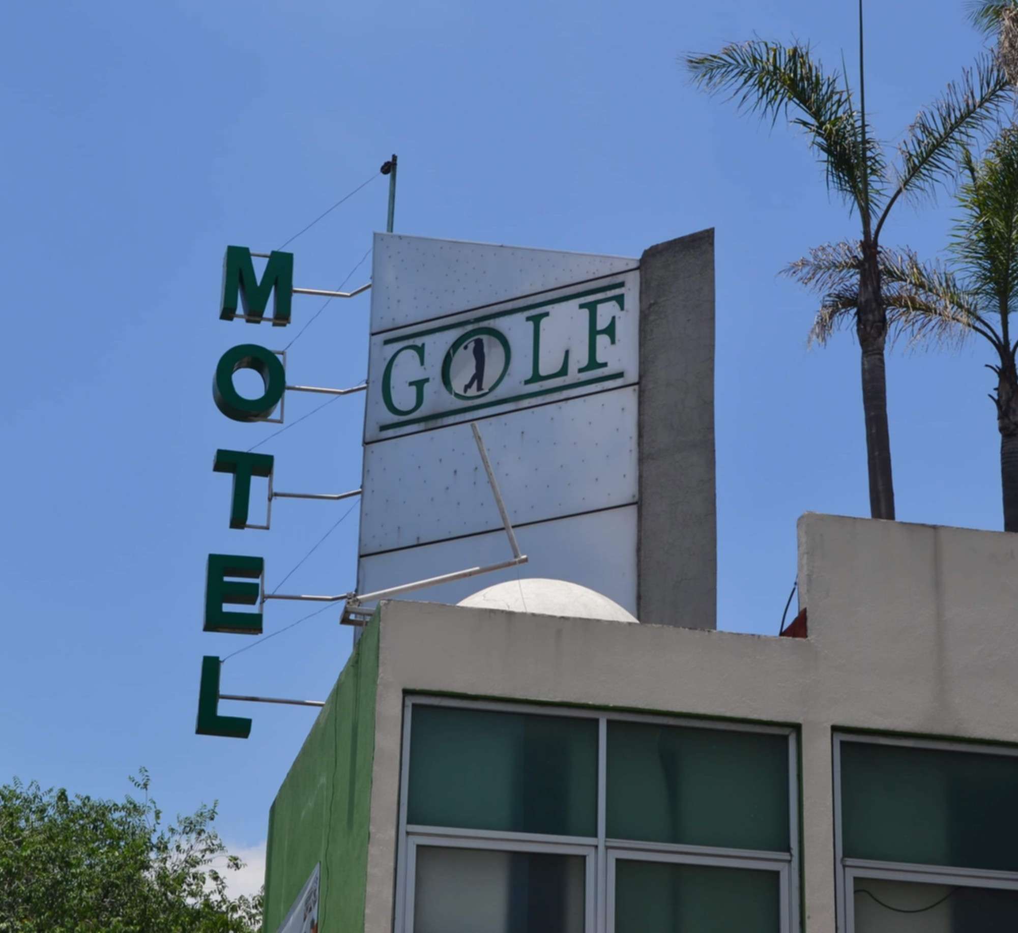 mejores-moteles-cdmx-segun-google-maps-golf-