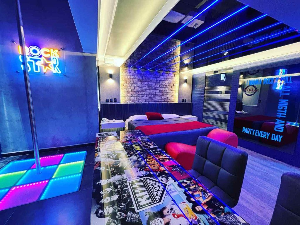 motelrockandpopcdmxhabitacionestematicas