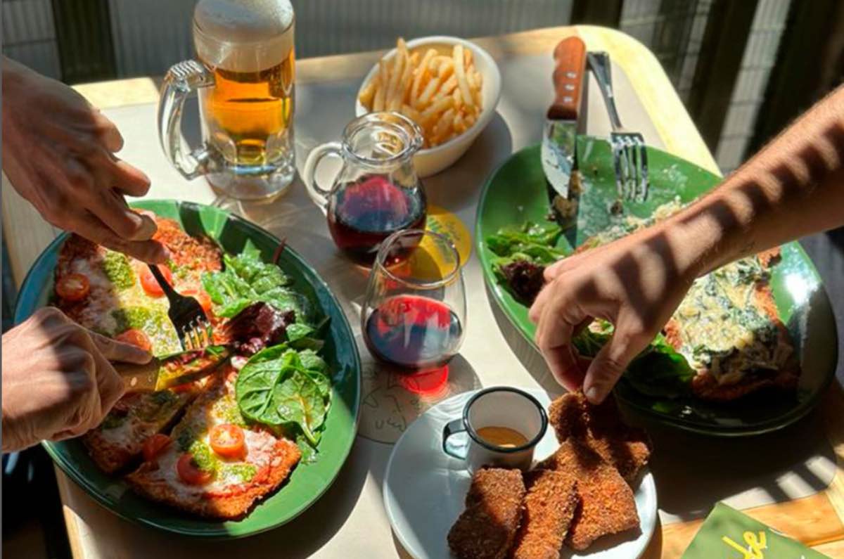 Órale Milanga: el restaurante de milanesas, sándwiches y cervezas en Polanco