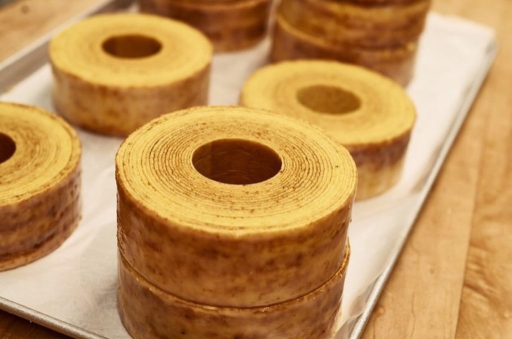 Así es el pan japonés en CDMX que tiene 22 capas y simula la corteza de un árbol