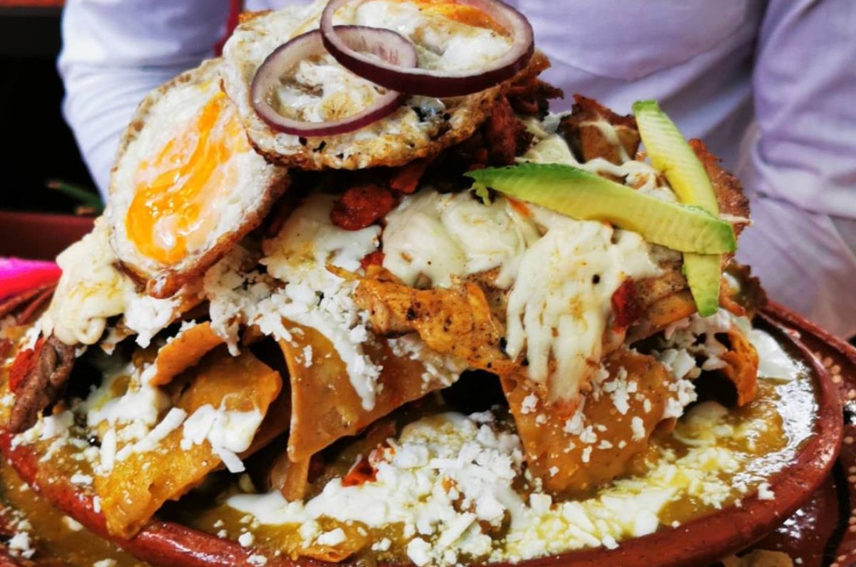solo-para-valientes-gana-500-si-logras-comer-estos-chilaquiles-gigantes-de-toluca-4