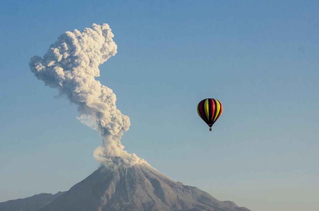 Cuauhtémoc: chocolate, cerveza y globos aerostáticos en Colima