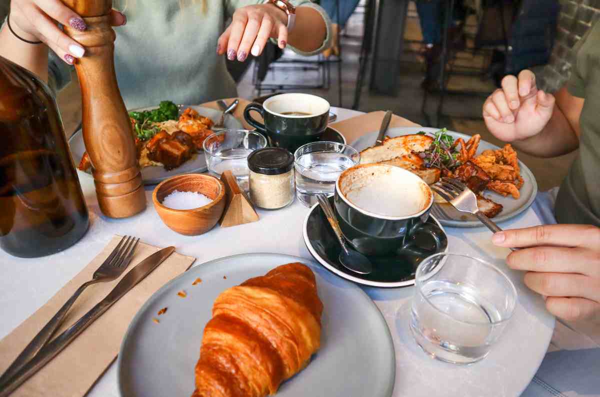 Lugares para disfrutar de un desayuno con pan recién hecho