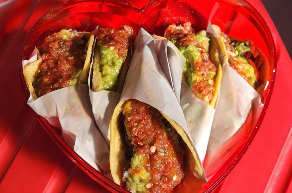 El Compita Taquería tendrá estuches corazón para San Valentín