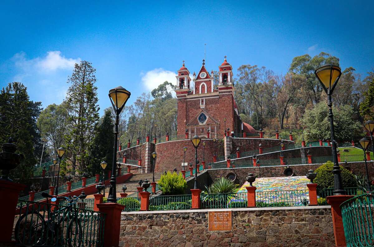 Árbol de la vida, la artesanía icónica del Pueblo Mágico de Metepec