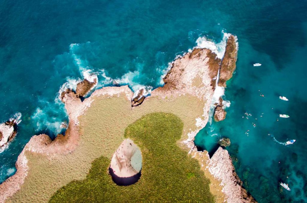 Playa Escondida, una de las playas más bonitas del mundo