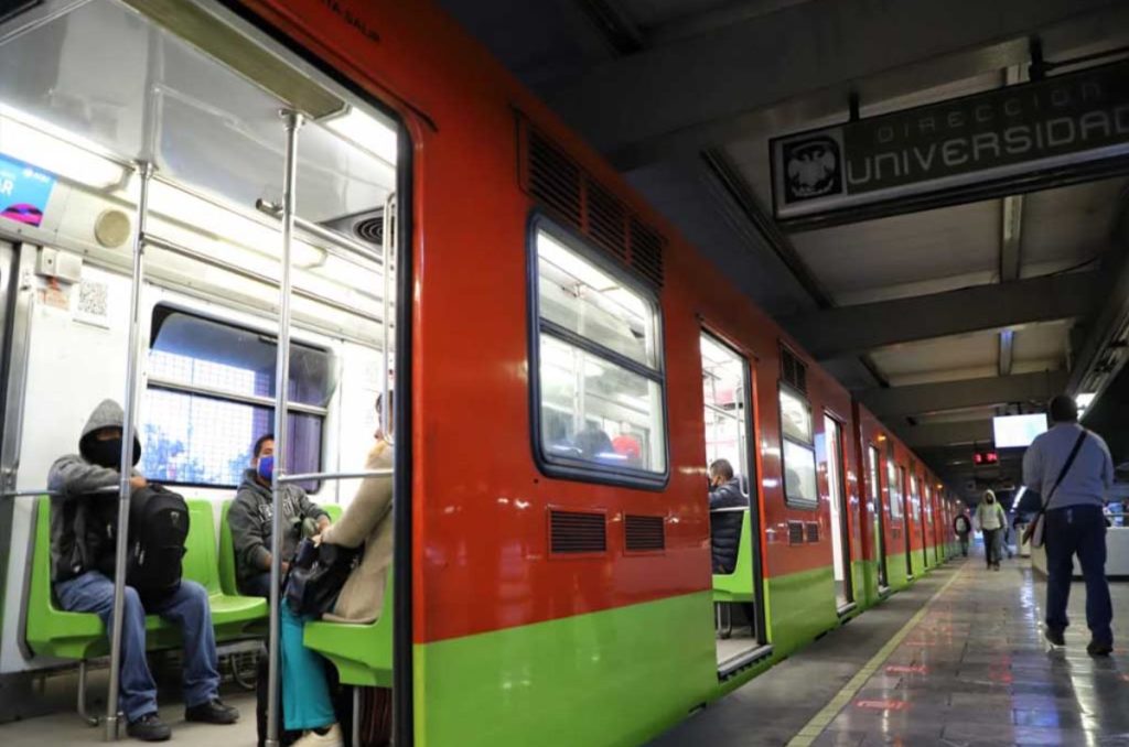 Ingresa al metro con tu tarjeta de movilidad