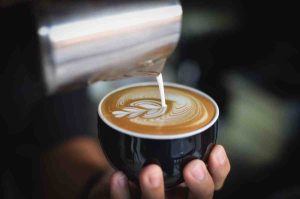 ¡Haz el café más cute en este taller de Barismo & Arte Latte!