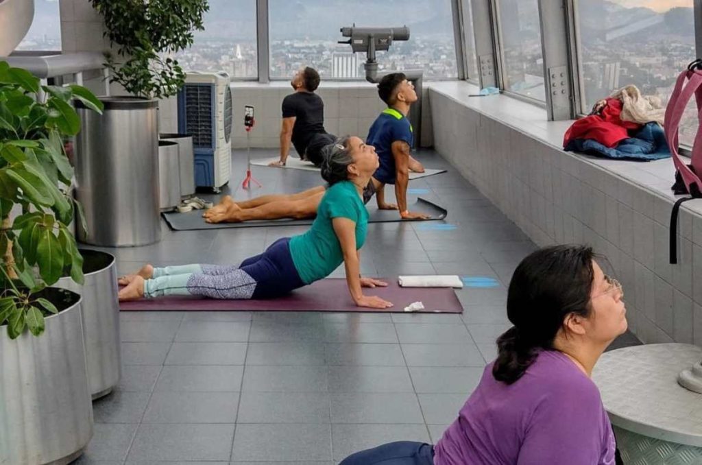 clases de yoga torre latino