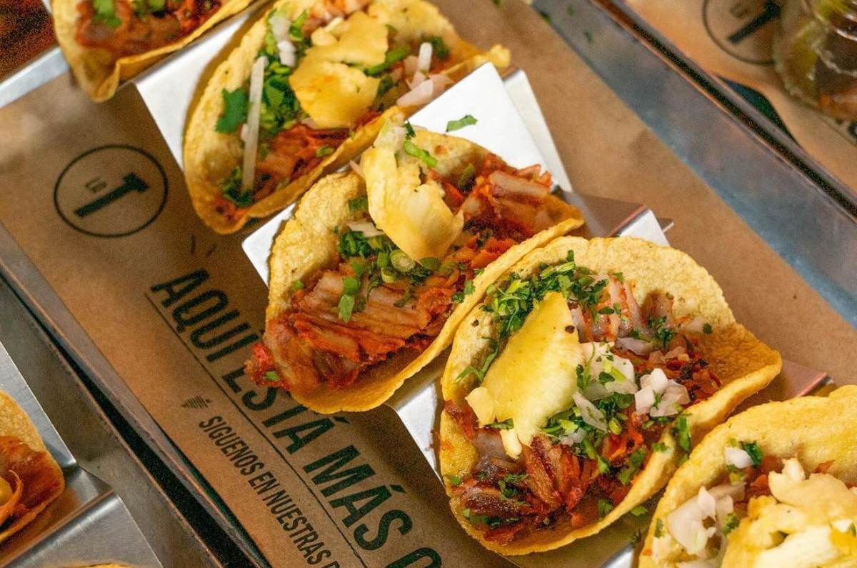 de-a-1-peso-el-taco-de-pastor-por-el-dia-del-taco-2024-4