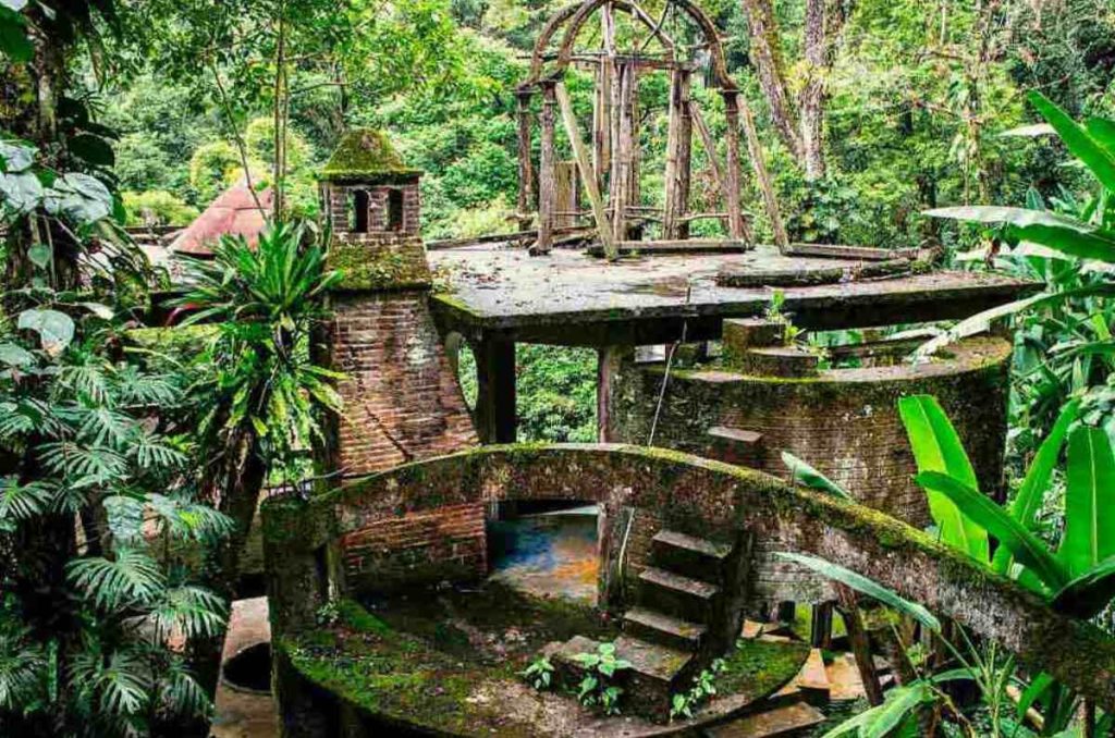 destinos surrealistas: xilitla