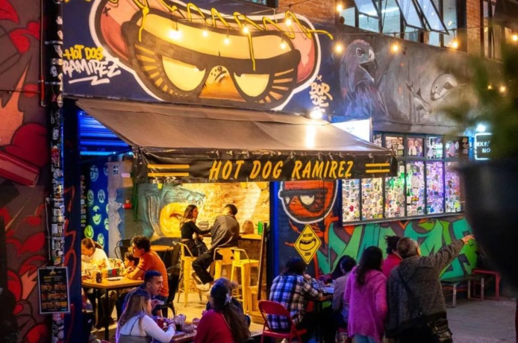 Todo lo que necesitas saber sobre Hot Dog Ramírez ¡Deli, deli!