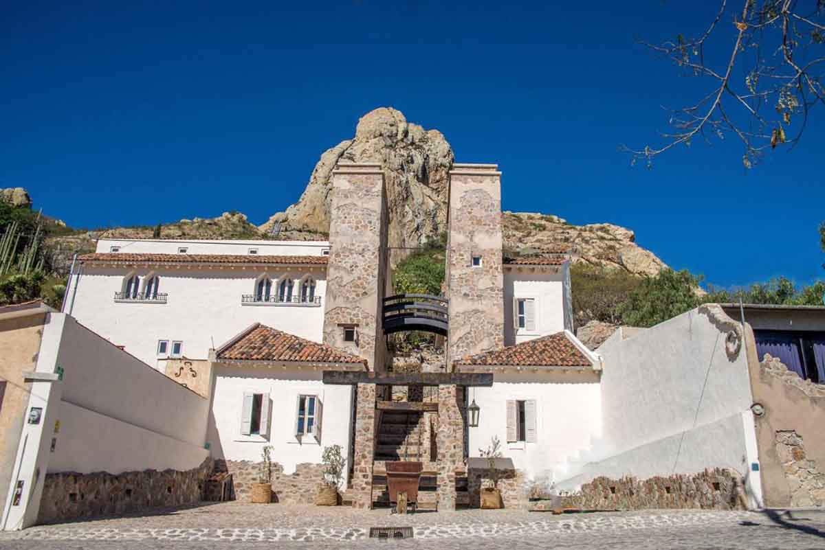 hotel-de-piedra