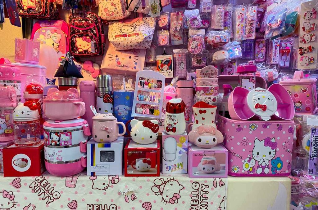 tianguis de hello kitty chabacano