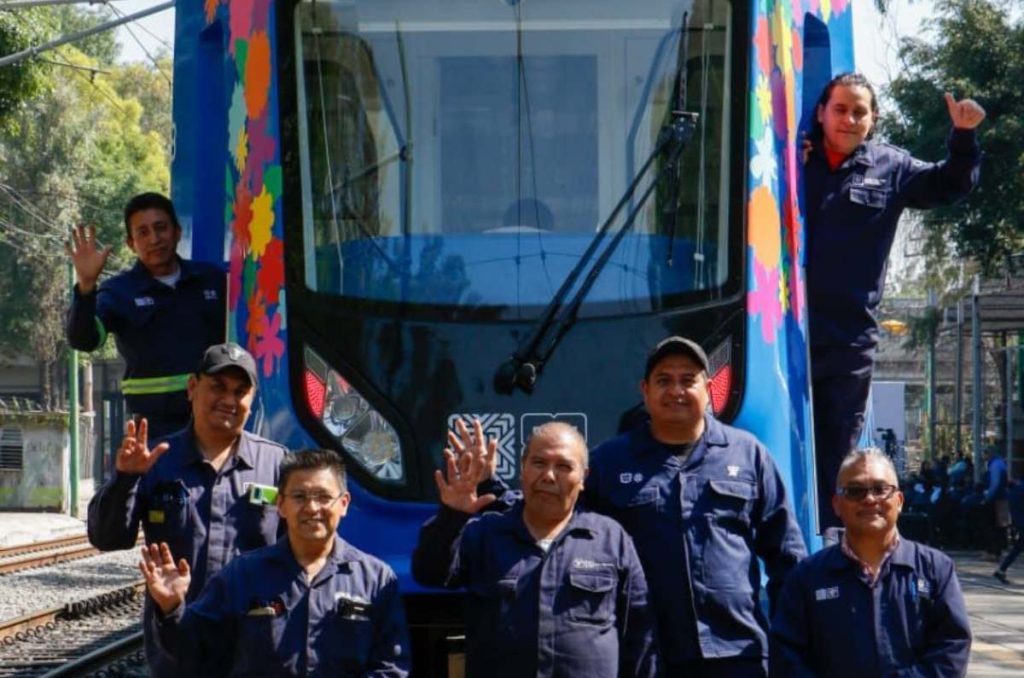 Las nuevas unidades del Tren Ligero ya tienen nombre