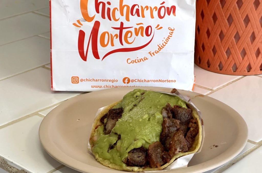 Por el Día del Taco habrá tacos de birria tijuanense al 2x1 en El Compita

