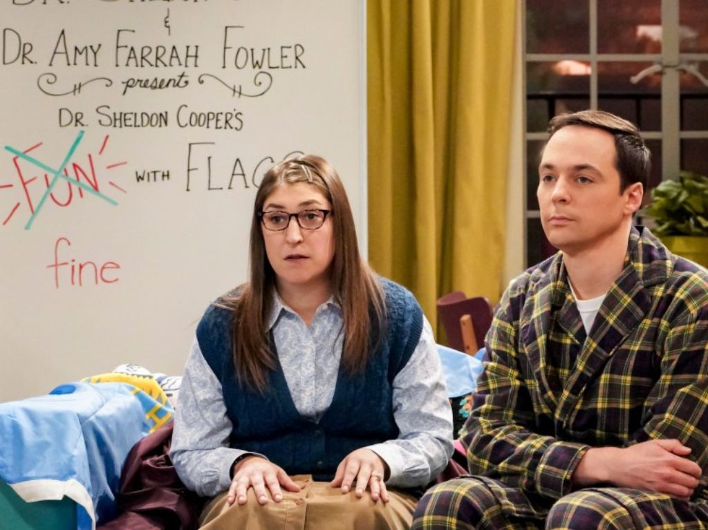 Jim Parsons y Mayim Bialik, The Big Bang Theory