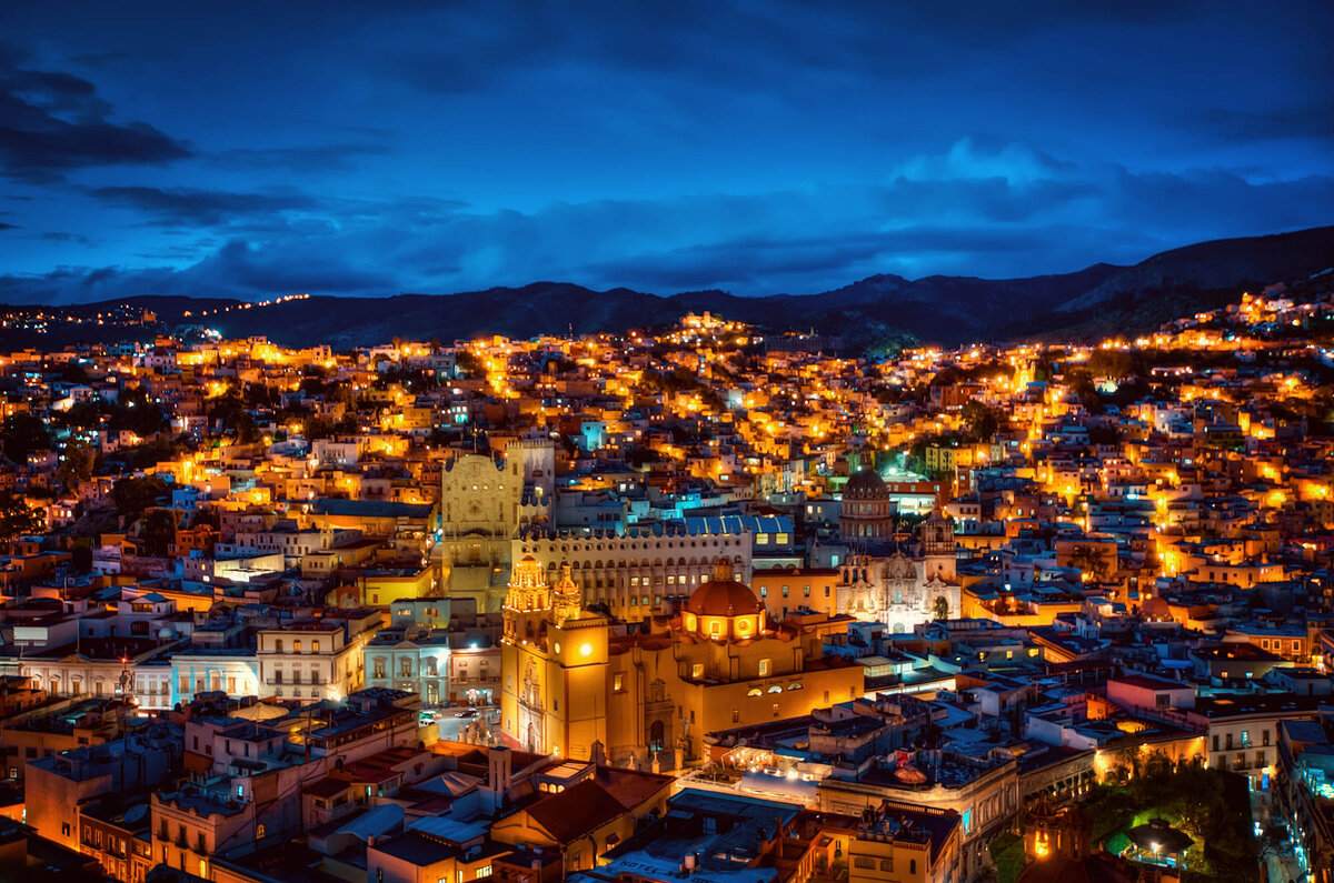 Callejoneada de Solteros 2024 en Guanajuato