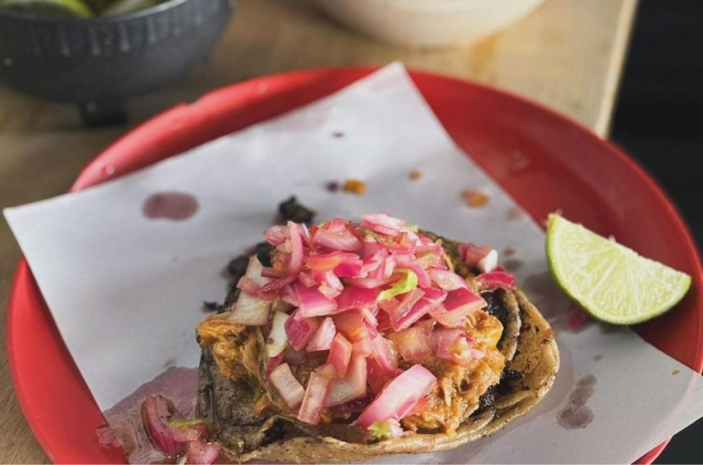 Los tacos de cochinita pibil más deliciosos de la ciudad