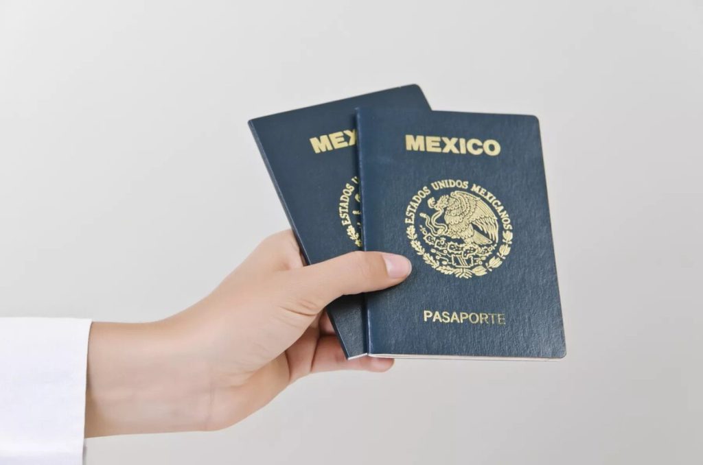 Pasaporte mexicano con descuento del 50%