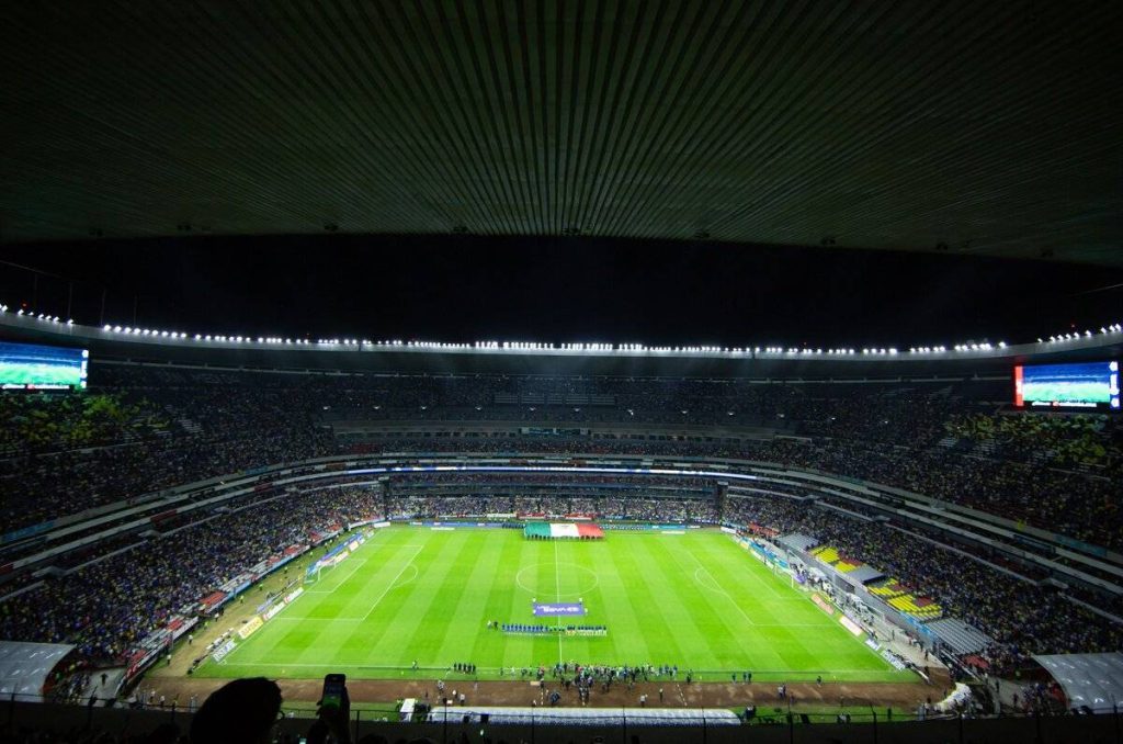 FIFA reprueba retrasas en remodelación del estadio Azteca