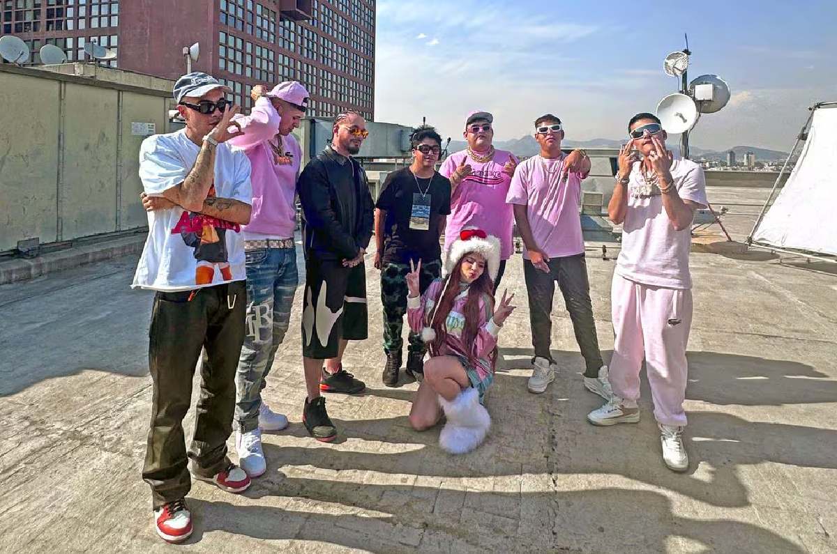 j-balvin-y-yeri-mua-en-g-low-kitty-remix