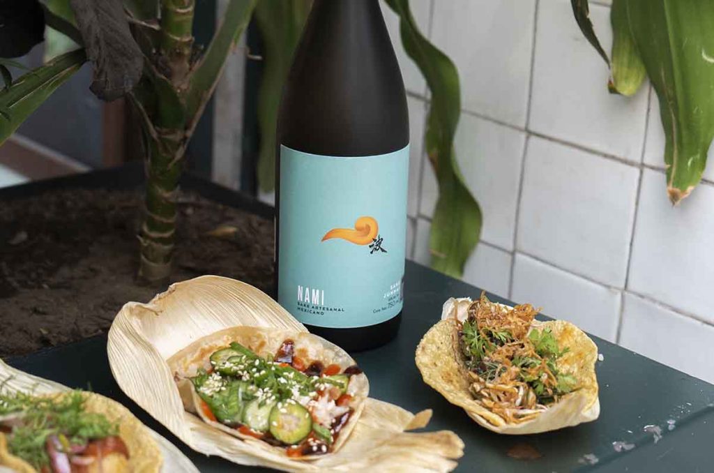 Festival Tacos y Sake reúne tacos, sake mexicano y música en vivo en LagoAlgo, Bosque de Chapultepec. Checa dónde comprar tu entrada