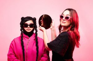 Reclu y Amanditita traen su podcast “Señoras Punk” en vivo