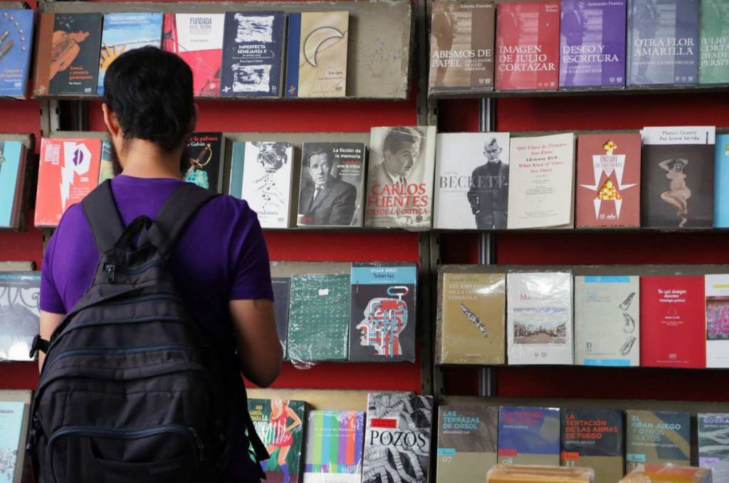 Remate de Libros de la UNAM 2024 ¡Habrá descuentos hasta del 80%!