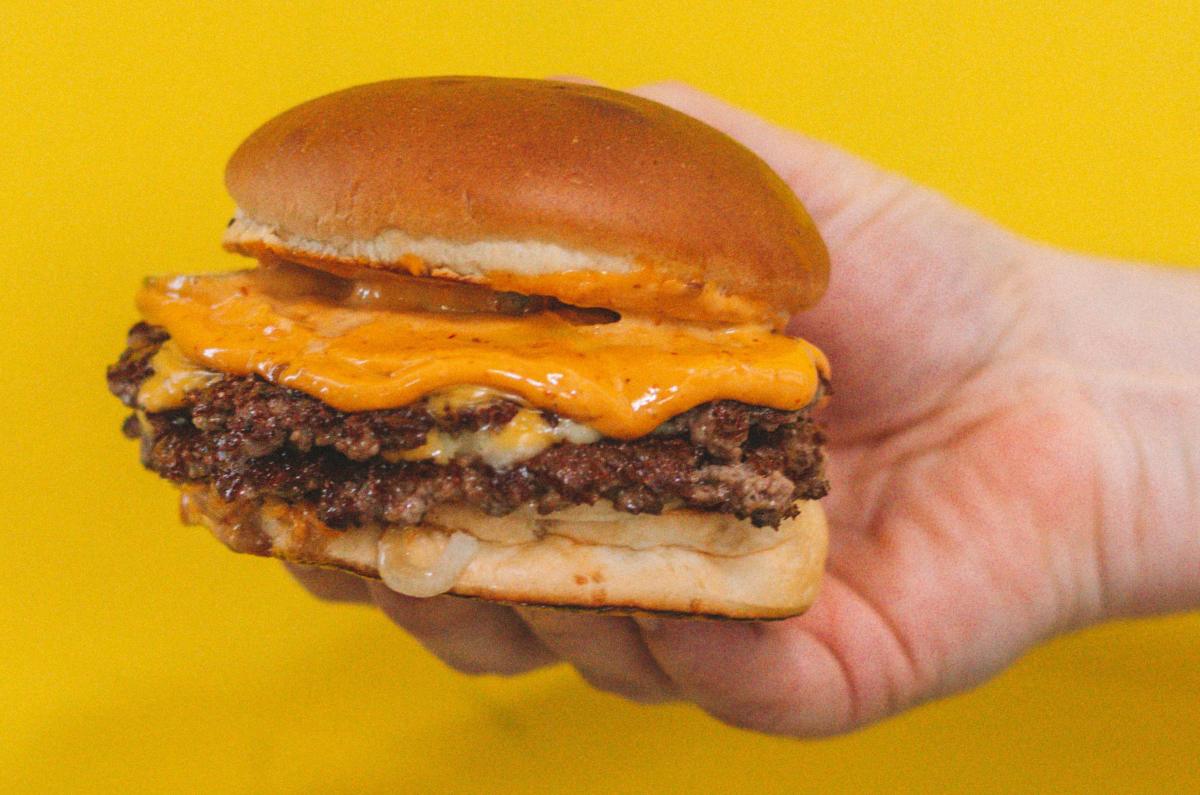 food-truck-de-hamburguesas-gratis-de-ninja-cdmx