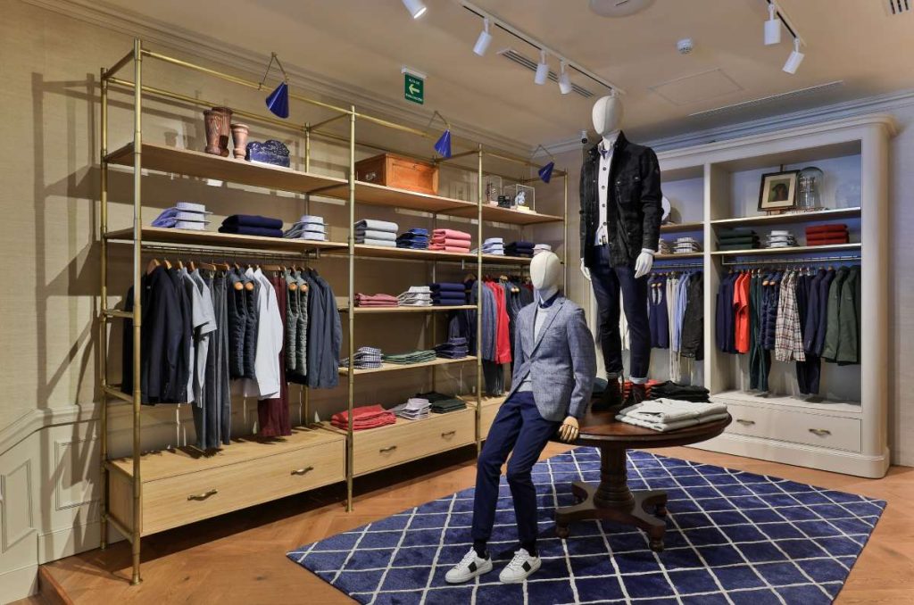 Hackett London abre tienda en Masaryk con servicio de sastrería 0