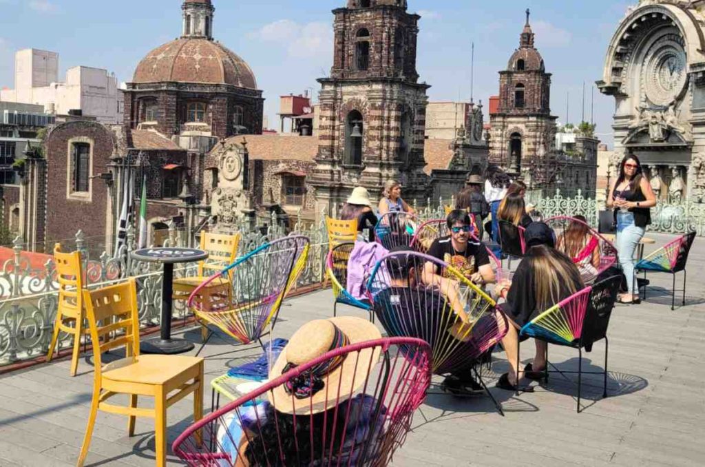 Recorrido por tres de las mejores terrazas de Ciudad de México de Civitatis.