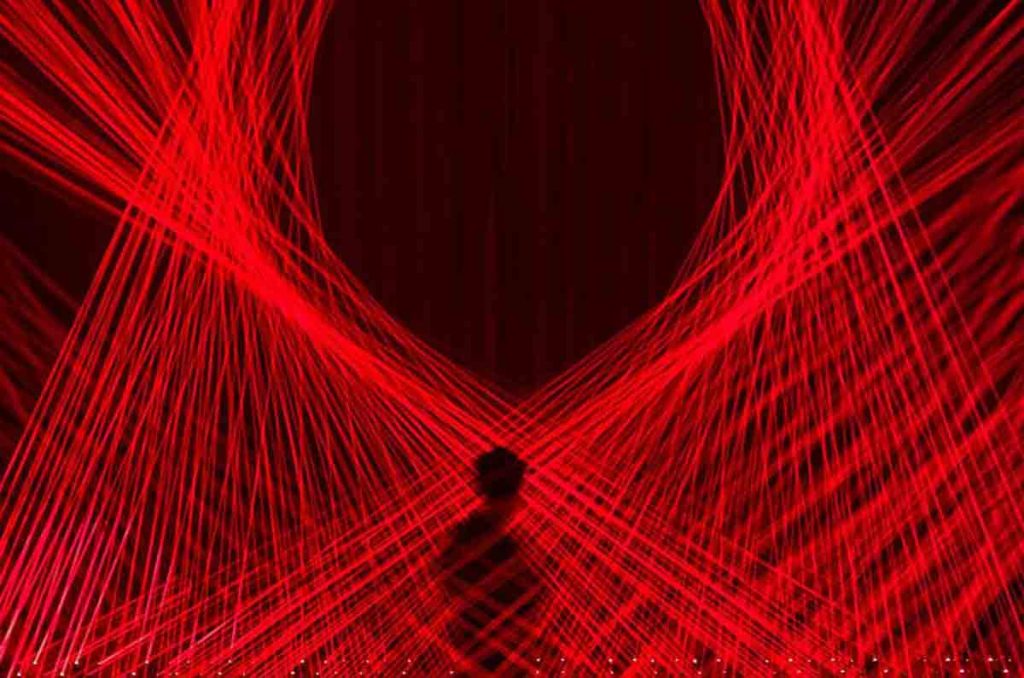 ARTECHOUSE Houston: un museo que mezcla tecnología y arte, con exhibiciones inmersivas sobre la luz, el espacio y la creatividad.