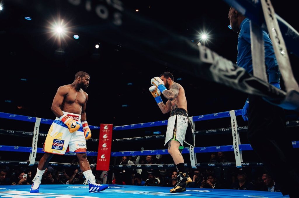 Floyd Mayweather pelearà en CDMX